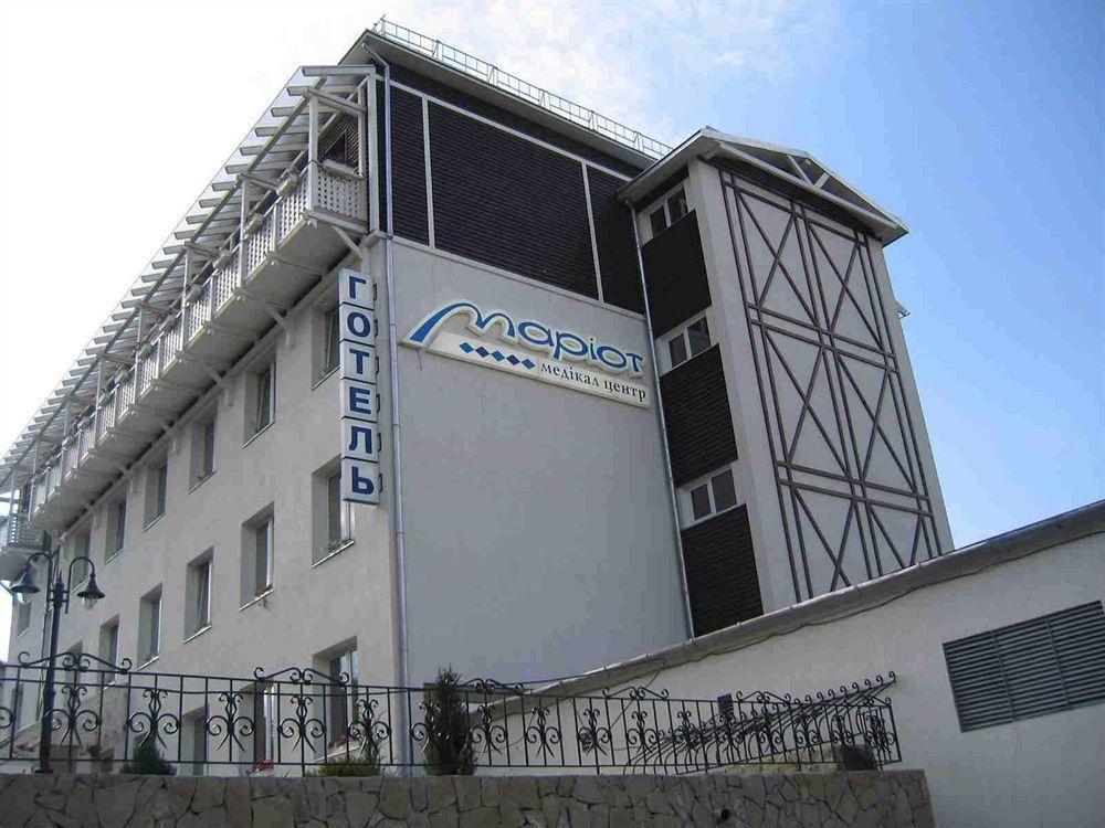 Mariot Medical Center Hotel Truskavets Dış mekan fotoğraf