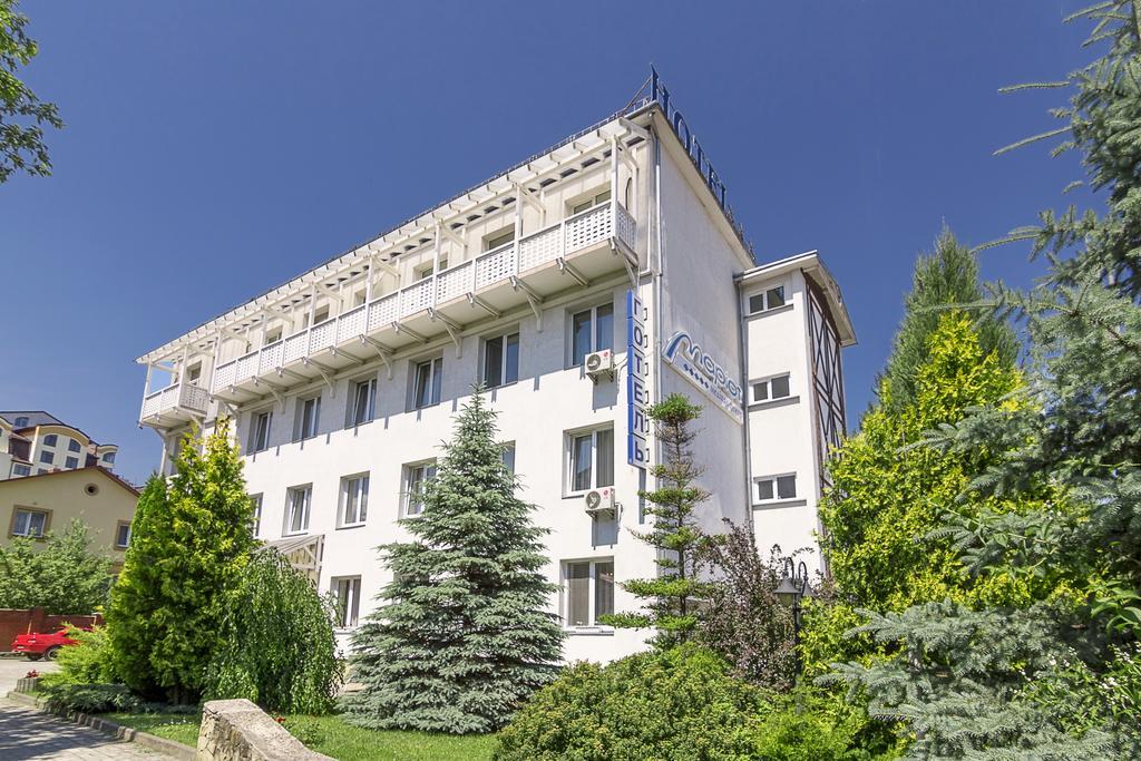 Mariot Medical Center Hotel Truskavets Dış mekan fotoğraf