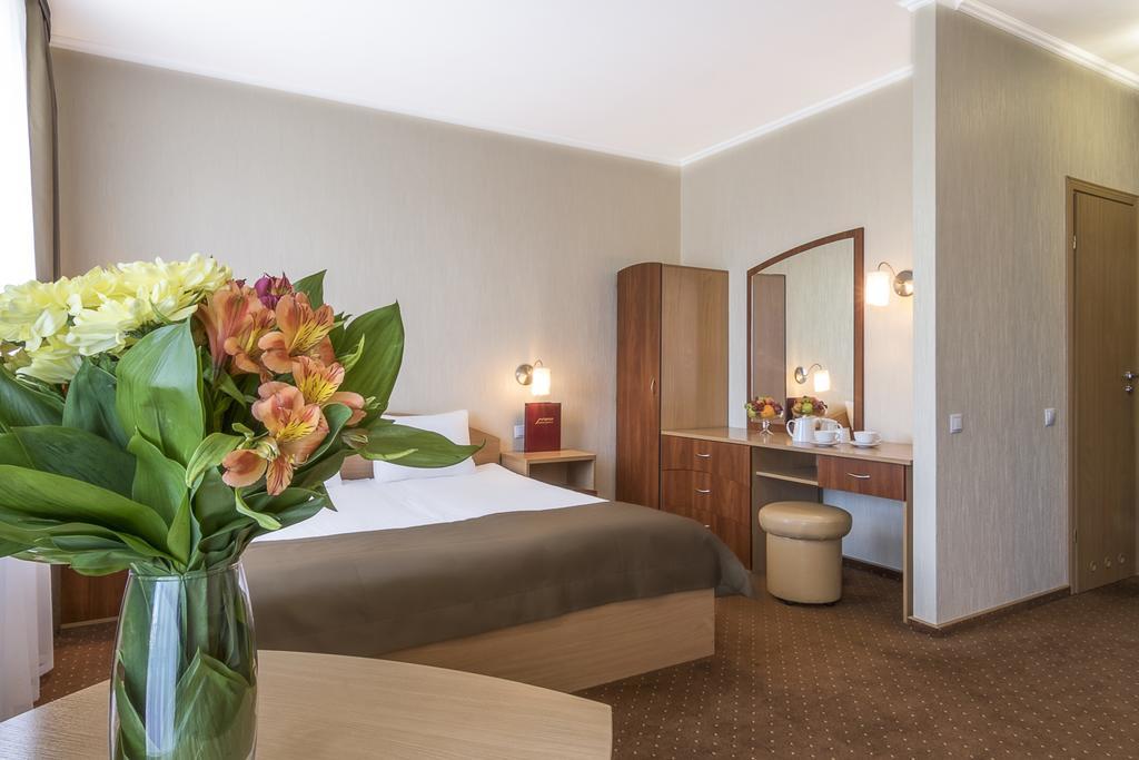 Mariot Medical Center Hotel Truskavets Dış mekan fotoğraf