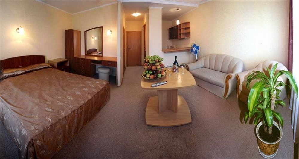 Mariot Medical Center Hotel Truskavets Dış mekan fotoğraf