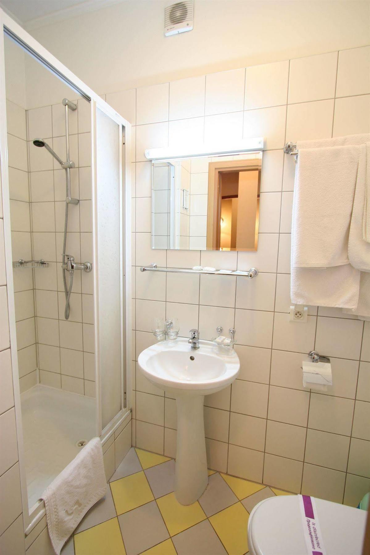 Mariot Medical Center Hotel Truskavets Dış mekan fotoğraf